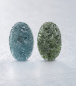 1.00 CT/2 Pcs Natural Oval Rough Diamond Enhanced Blue Green Color Clarity I3 (6.58 MM) - Image 3